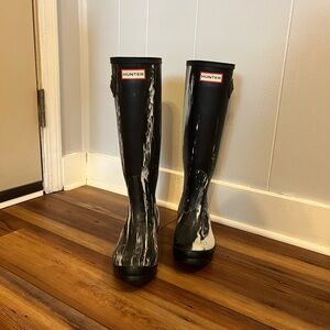 Hunter tall marble rain boot